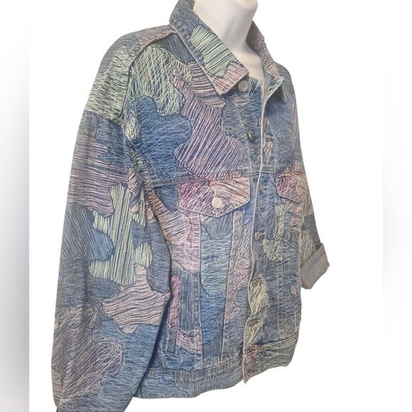 Signatures 8 printed denim jean jacket size S NWT - Picture 3 of 8
